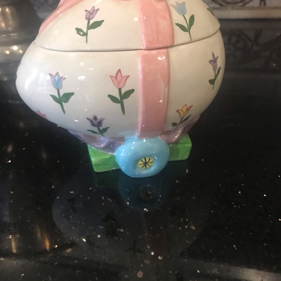 Easter egg - Picture 2 of 2